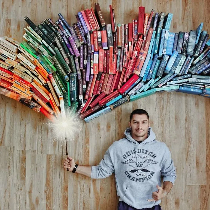Book-Loving Guy Turns His Massive Library Into Art And His 120k Instagram Followers Approve