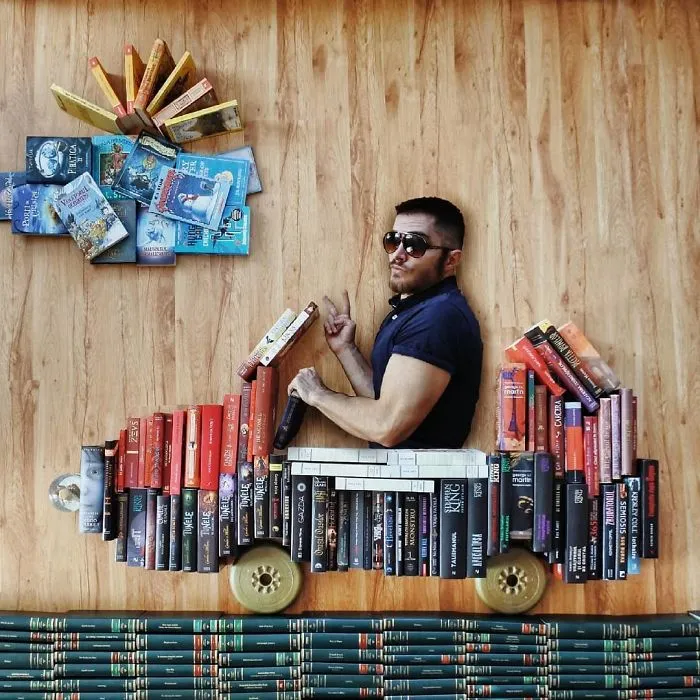 Book-Loving Guy Turns His Massive Library Into Art And His 120k Instagram Followers Approve