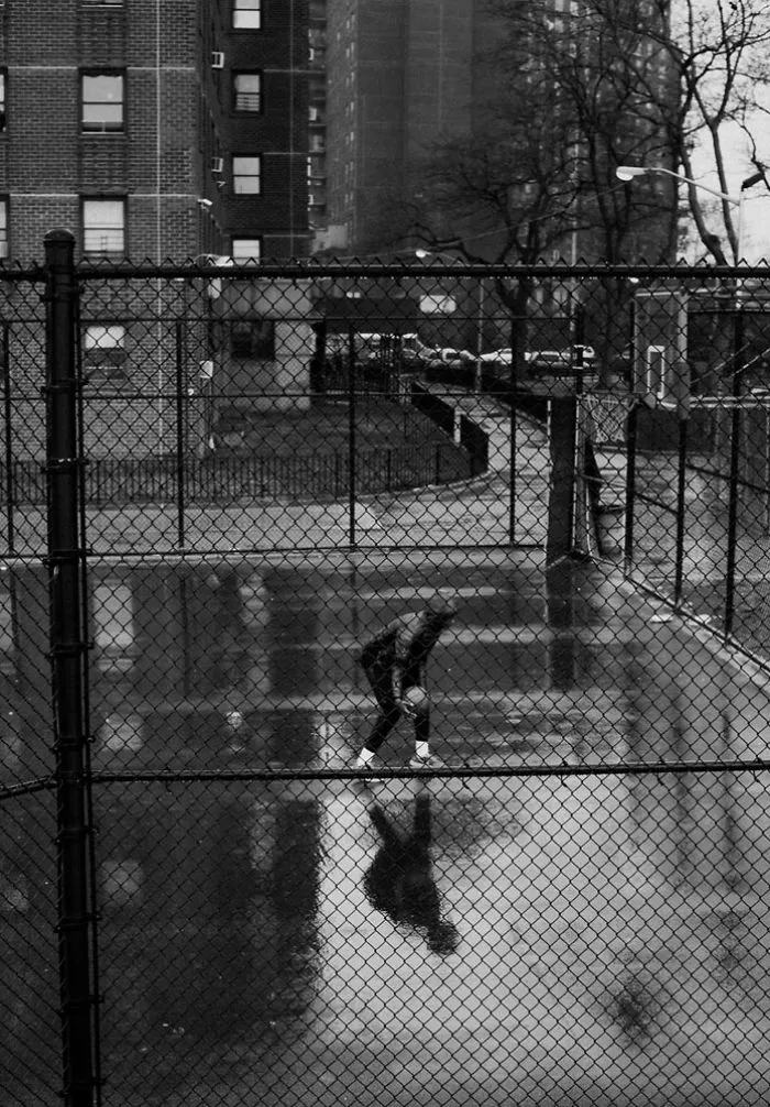 I Photographed The Loneliness In New York, And Here Are My Best 18 Photos