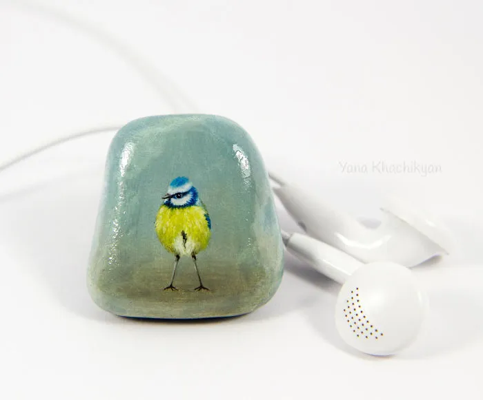 I Create Miniature Paintings Of Tiny Worlds