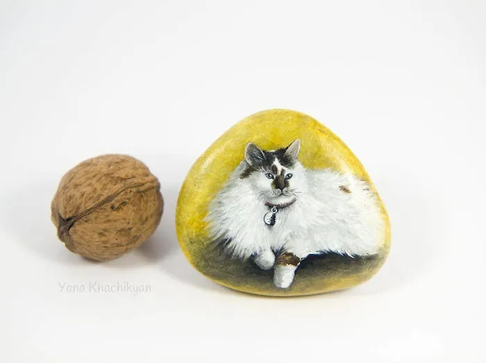 I Create Miniature Paintings Of Tiny Worlds