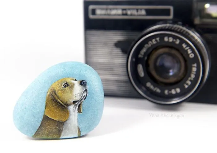 I Create Miniature Paintings Of Tiny Worlds