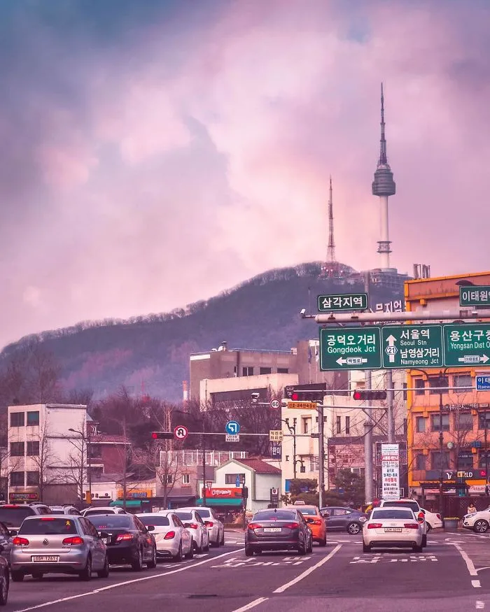 I Moved To Seoul From The US Two Years Ago To Be An English Teacher, And Here Are Some Of The Photos I've Taken