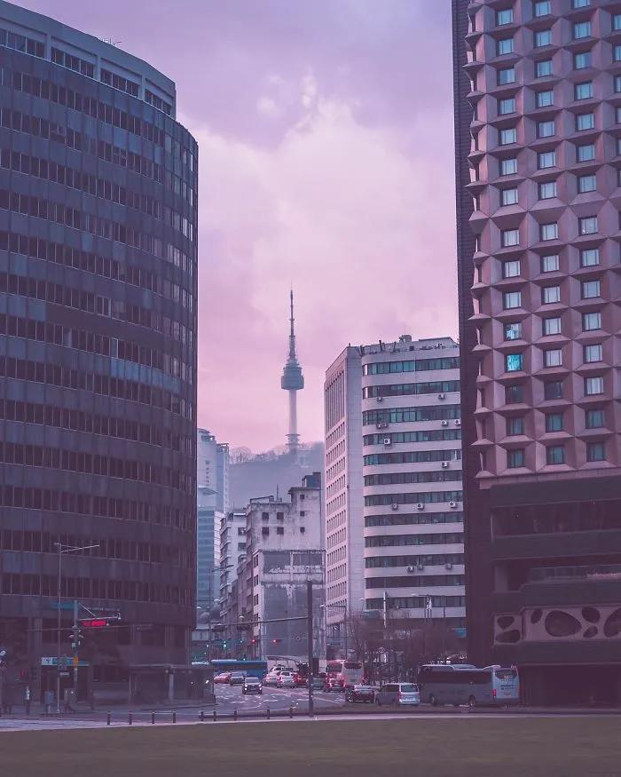 I Moved To Seoul From The US Two Years Ago To Be An English Teacher, And Here Are Some Of The Photos I've Taken