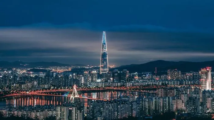 I Moved To Seoul From The US Two Years Ago To Be An English Teacher, And Here Are Some Of The Photos I've Taken