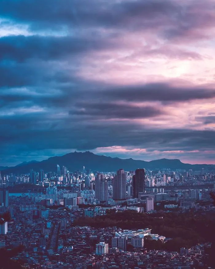 I Moved To Seoul From The US Two Years Ago To Be An English Teacher, And Here Are Some Of The Photos I've Taken