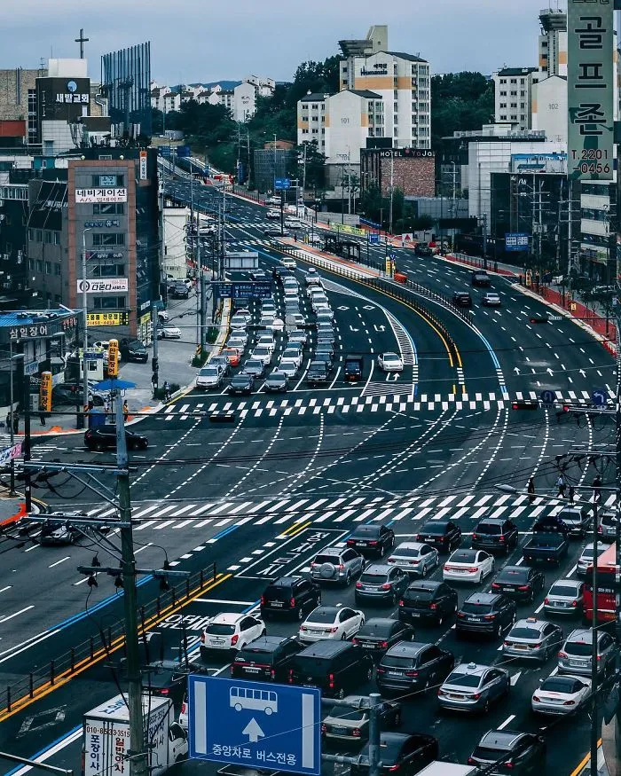 I Moved To Seoul From The US Two Years Ago To Be An English Teacher, And Here Are Some Of The Photos I've Taken