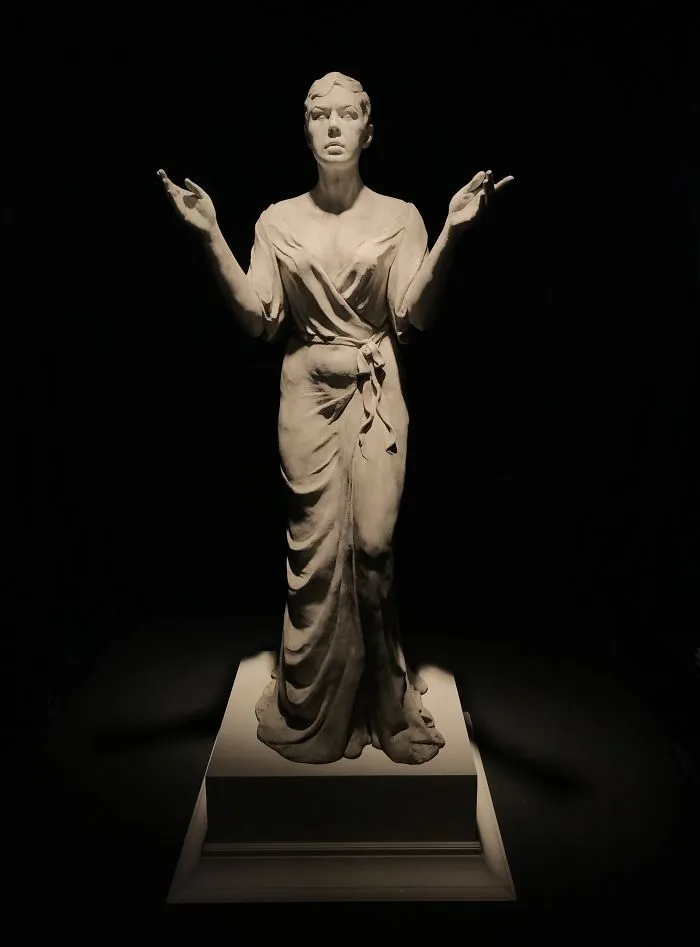 In Memoriam - Finding Solace In Grief Through Art