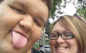 Woman Texts Manager She Can't Make It To Work Cause Her Son Is On Life Support, Her Response Gets Her Fired