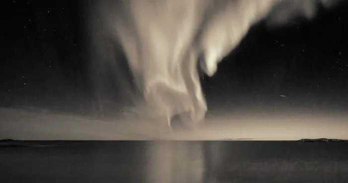 Monochromatic Aurora Borealis