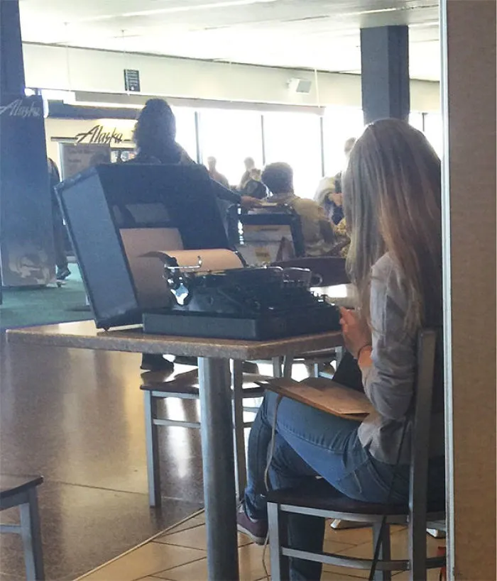 Estos hipsters... en el aeropuerto de Seattle