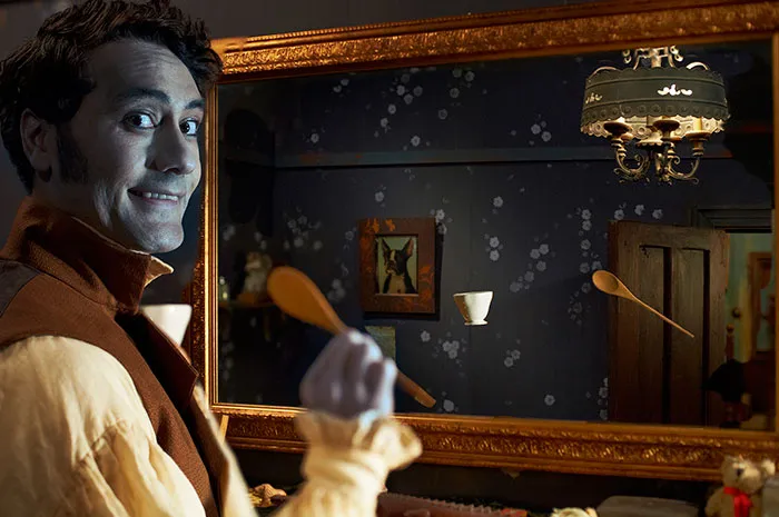 What We Do In The Shadows (2014)