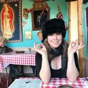 Emi Heartsinger