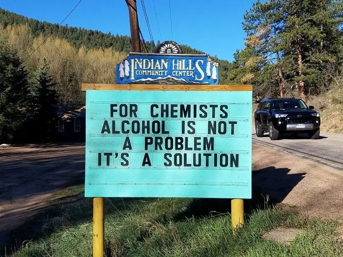 Indian Hills Sign