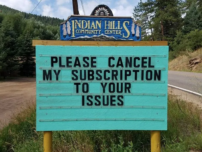 Someone In Colorado Is Putting The Funniest Signs, And The Puns Are Priceless (50 Pics)