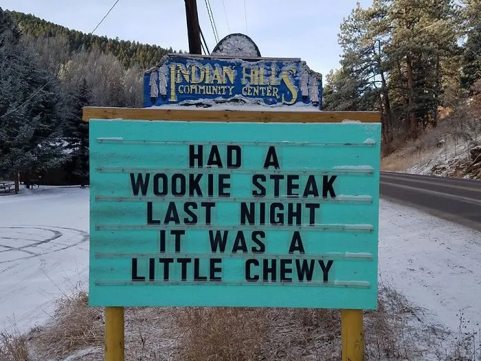 Someone In Colorado Is Putting The Funniest Signs, And The Puns Are Priceless (50 Pics)