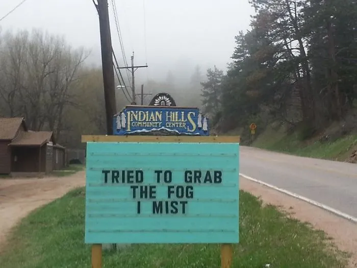 Someone In Colorado Is Putting The Funniest Signs, And The Puns Are Priceless (50 Pics)