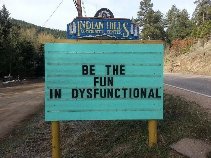 Someone In Colorado Is Putting The Funniest Signs, And The Puns Are Priceless (50 Pics)