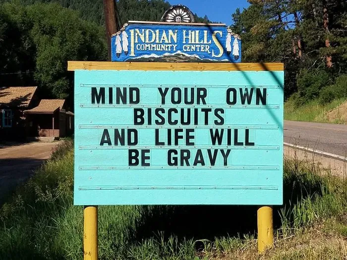 Indian Hills Sign