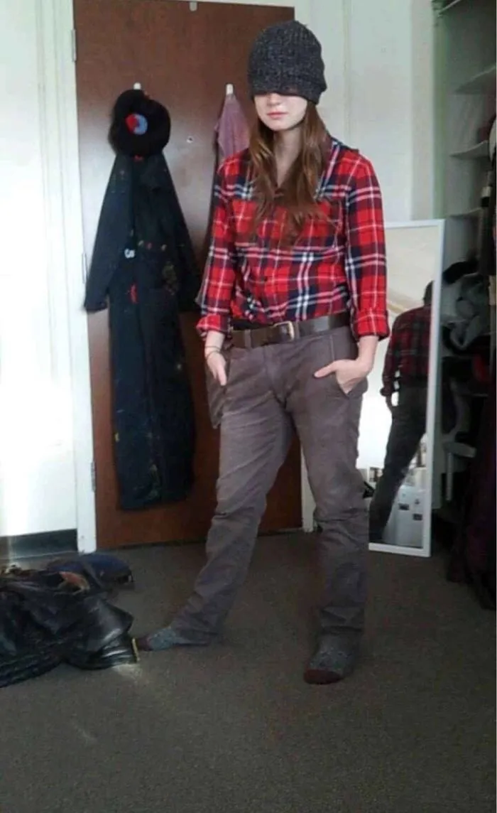 Un amigo perdió los pantalones con el móvil dentro, cuando los recuperó, tenía esta foto en el móvil
