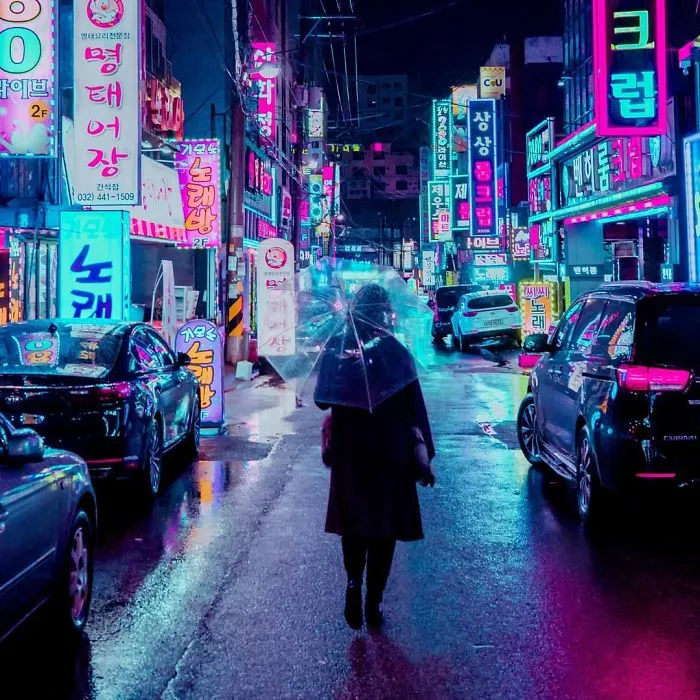 27 Photos From My Neon Hunting In Cyberpunk Cities Of Asia