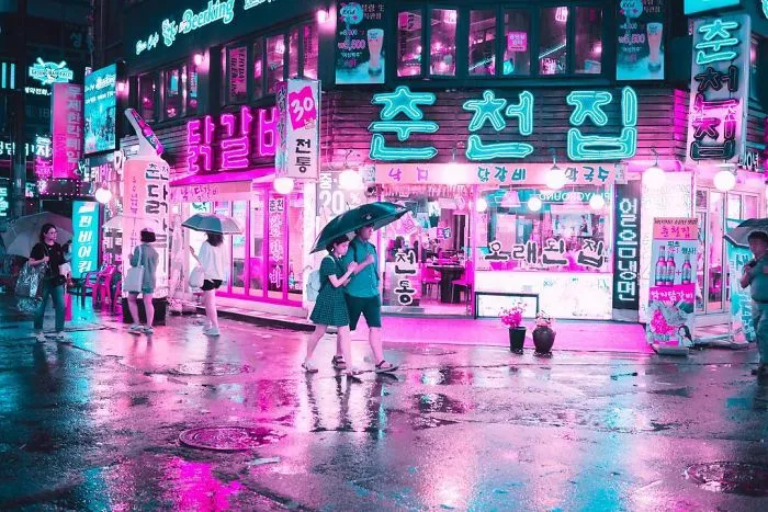 27 Photos From My Neon Hunting In Cyberpunk Cities Of Asia