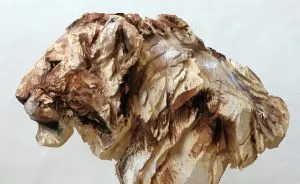 Artist Uses A Chainsaw To Transform Wood Into Stunning Sculptures