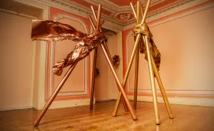 One Amazing Old Pink Room Full Of Shining Sculptures And Copper Flowers In Lisbon
