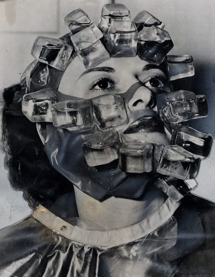 Mascarilla de hielo de Max Factor, 1931
