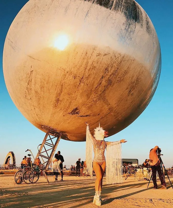 10+ Fotos increíbles que muestran la locura que se vivió en el festival Burning Man 2018