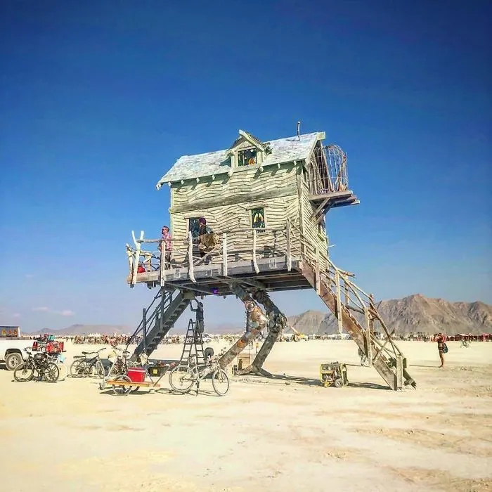 110 Epic Photos From Burning Man 2018 That Prove It’s The Craziest Festival In The World