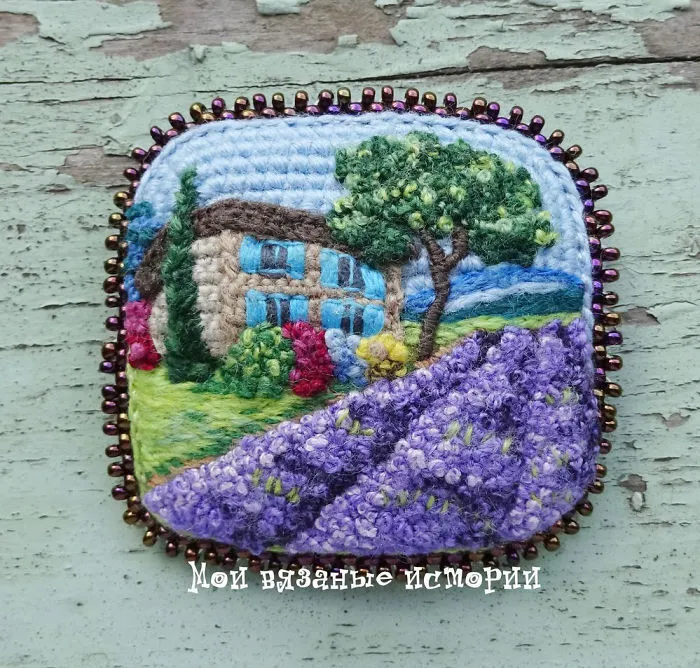 Cosy Crocheted Houses And Streets In Brooches