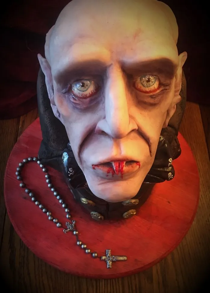 Confectioner Makes 27 Creepy Desserts, And It Will Take Courage To Cut Into Them