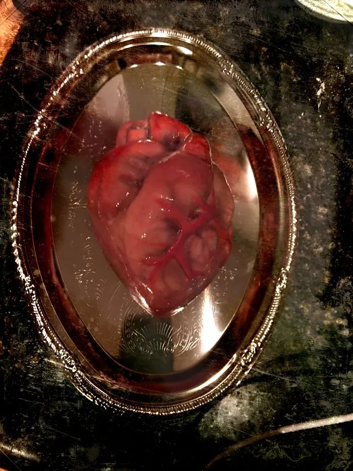 Confectioner Makes 27 Creepy Desserts, And It Will Take Courage To Cut Into Them