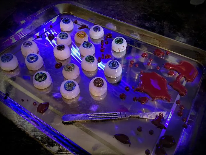 Confectioner Makes 27 Creepy Desserts, And It Will Take Courage To Cut Into Them