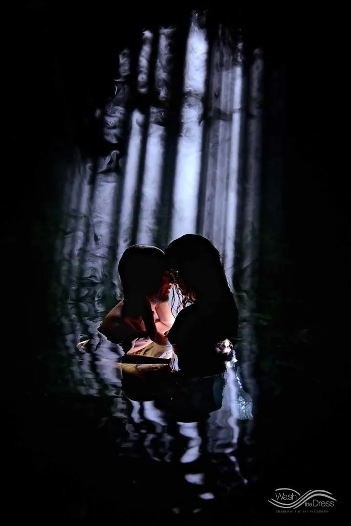 I’ve Been Photographing Couples Underwater For 21 Years And Here Are My Favorite Shots