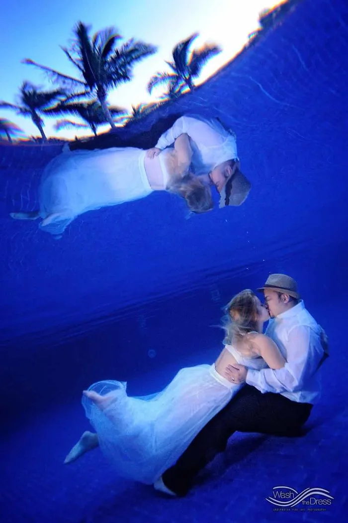 I’ve Been Photographing Couples Underwater For 21 Years And Here Are My Favorite Shots