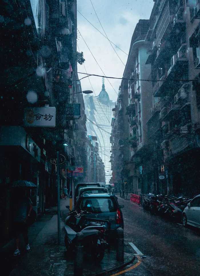 27 Photos From My Neon Hunting In Cyberpunk Cities Of Asia