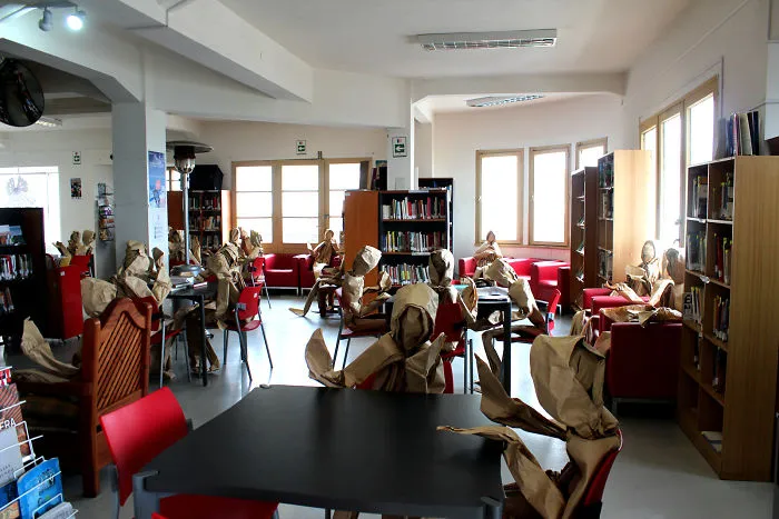 250 Life-Sized Paper People Invade The Streets To Reflect On Public Spaces In Chile