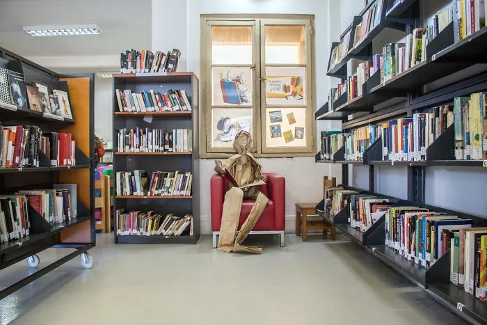 250 Life-Sized Paper People Invade The Streets To Reflect On Public Spaces In Chile