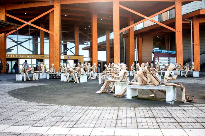 250 Life-Sized Paper People Invade The Streets To Reflect On Public Spaces In Chile