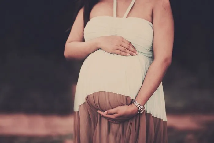 10 Best Maternity Photos Of A Single Couple Shoot By Me