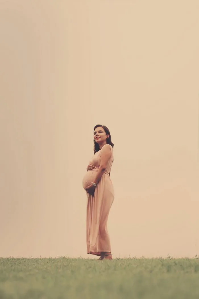 10 Best Maternity Photos Of A Single Couple Shoot By Me