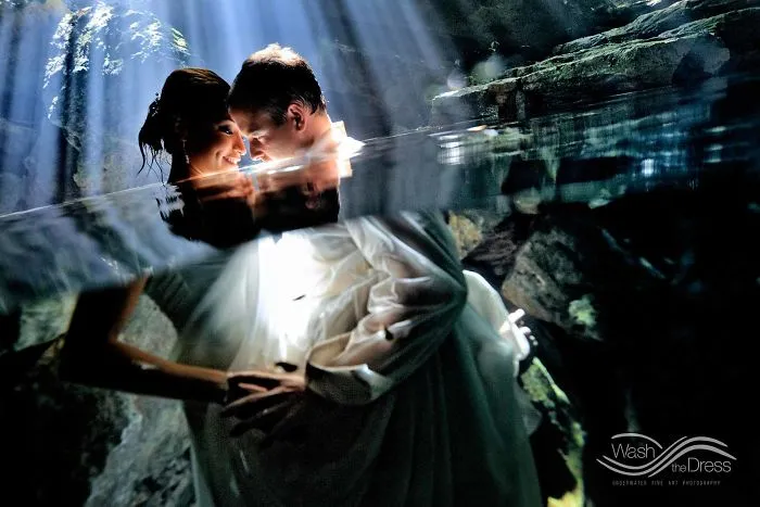I’ve Been Photographing Couples Underwater For 21 Years And Here Are My Favorite Shots