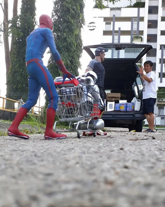 The Way This Man Takes Pictures With Superheroes Is Both Genius And Funny
