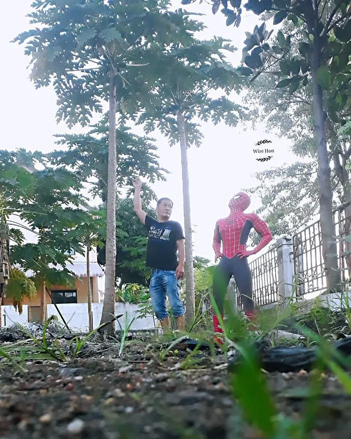 The Way This Man Takes Pictures With Superheroes Is Both Genius And Funny