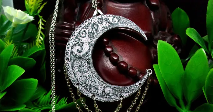 That's Why I Make Spiritual Necklaces From Wood