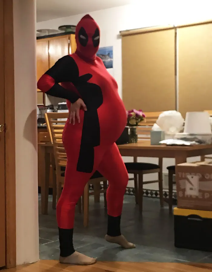 Mi esposa está embarazada de 39 semanas y tiene muchas ganas de ver Deadpool 2