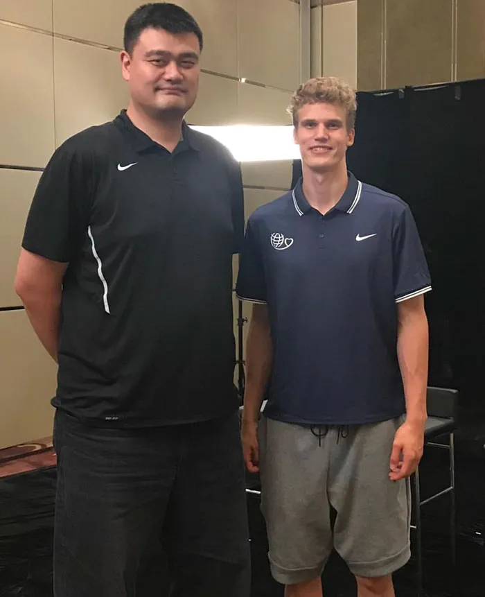 Yao Ming And Seven Foot Tall Guy