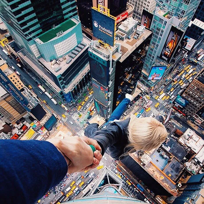 This Award-Winning Photographer Is Taking The Internet By Storm With His Surreal Photo Manipulations